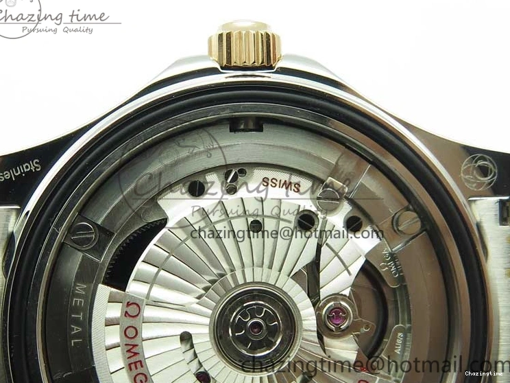 1223 2018 Seamaster Diver 300M SS RG VSF 1:1 Best Edition RG Bezel Blue Dial on SS RG Bracelet A Sleek 7925